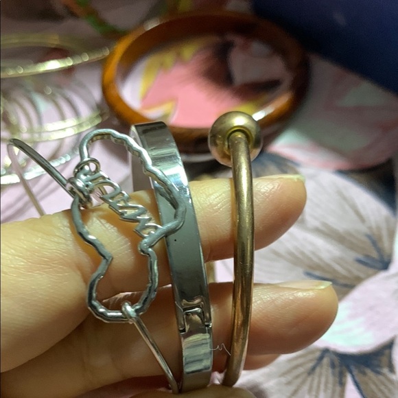 Colorful Women's Jewelry bracelet lots used Japan bought $20 - Picture 7 of 9